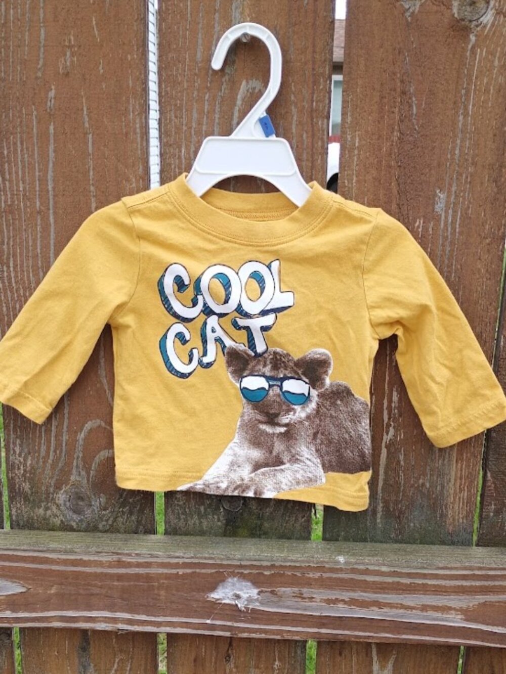 Crazy 8 Cool Cat T-Shirt Sz. 3-6 mos.